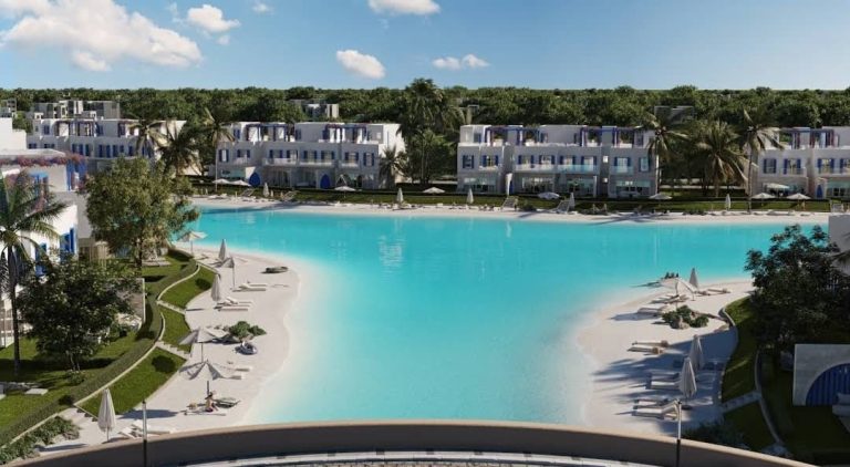 نايا باي  –  Naia Bay